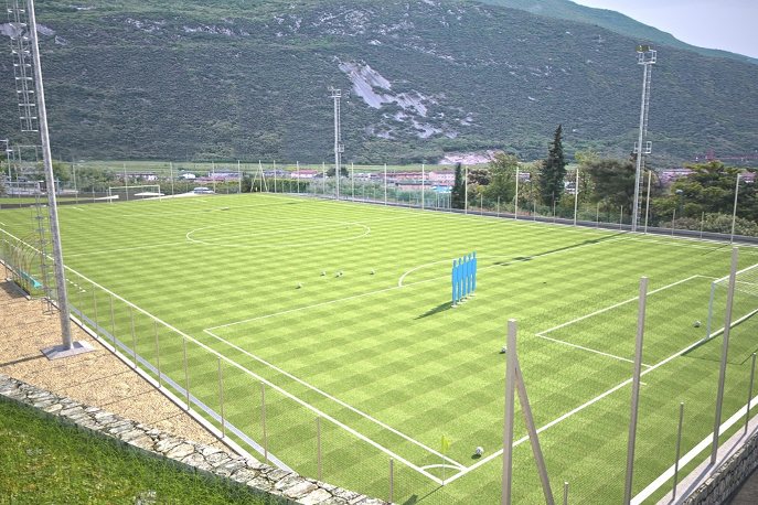 Campo di calcio in erba artificiale, Dro