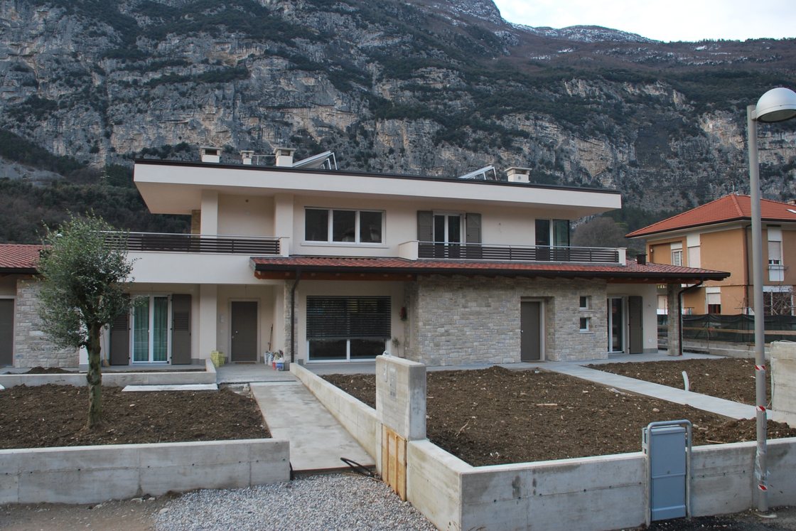 Casa T2, Ceniga